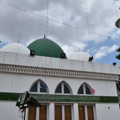Thousands Lights Dargah