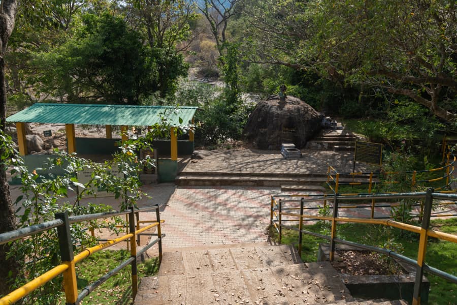 Kumbakkarai Waterfalls gallery image 2