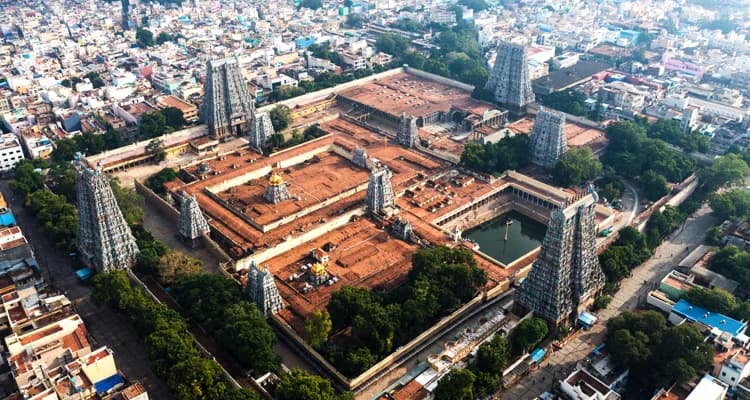 Meenakshi Amman Temple gallery image 2