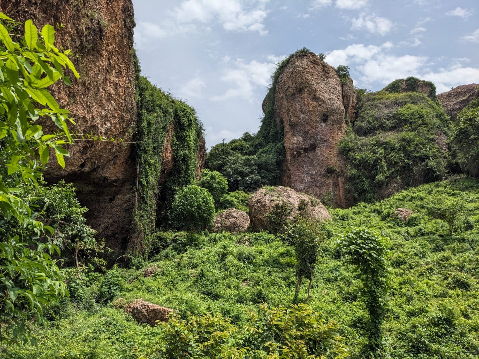 Gudiyam Caves Trek - Gudiyam Caves Trek