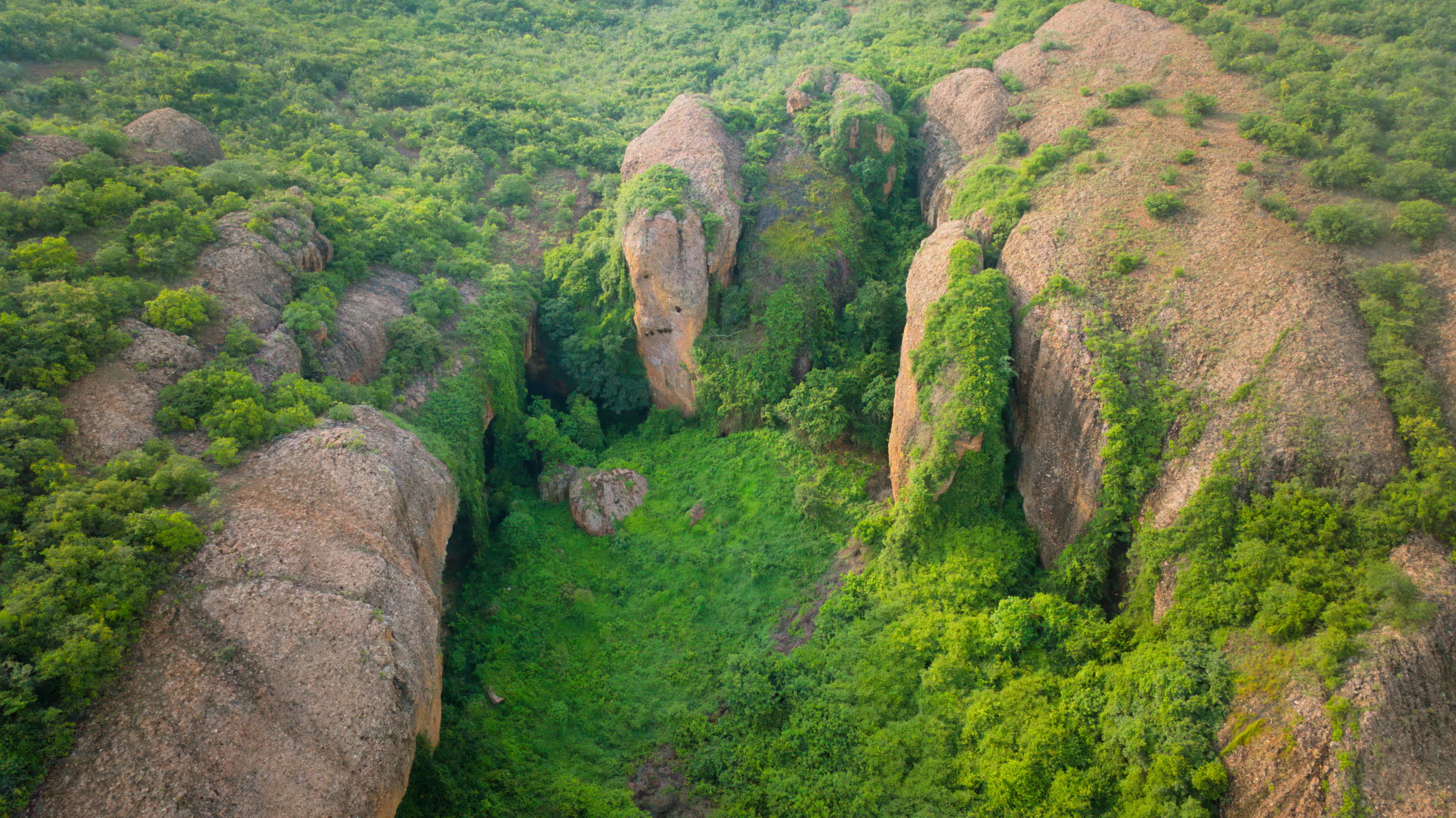 Gudiyam Caves Trek