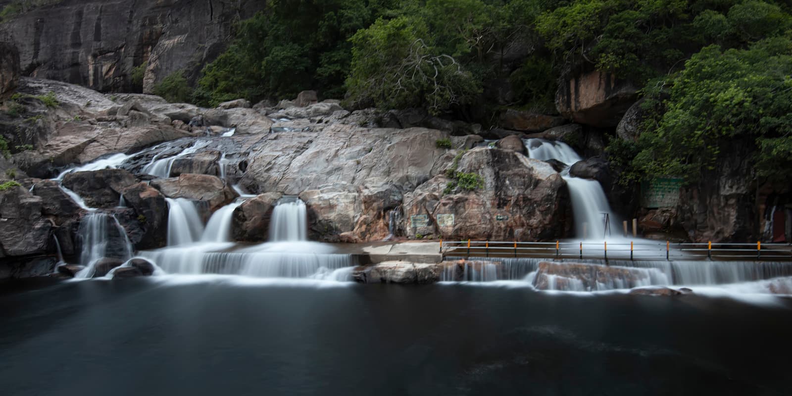 Manimuthar Waterfalls