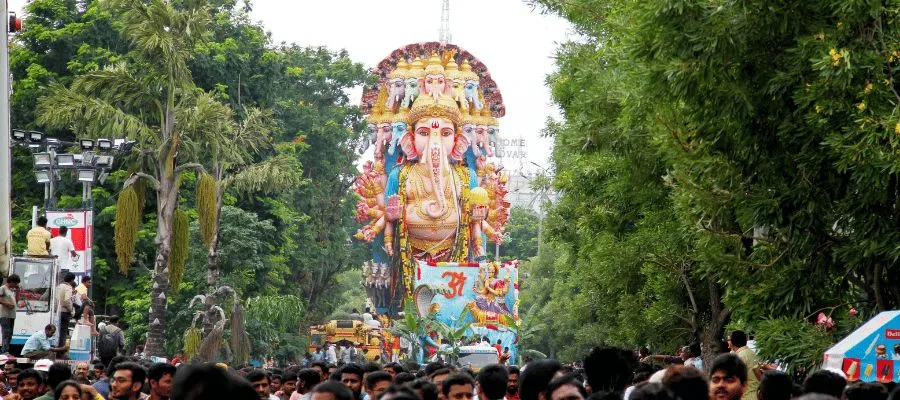 Mumbai vinayagar chaturthi | Tamil Nadu Tourism