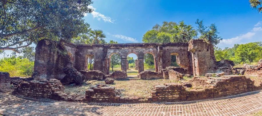 Arikamedu Ancient silk route and Archaeological site