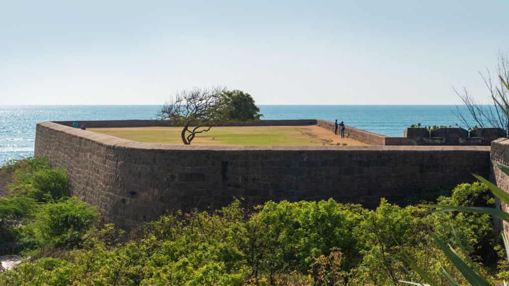 A fascinating view of Vattakottai fort in Kanyakumari