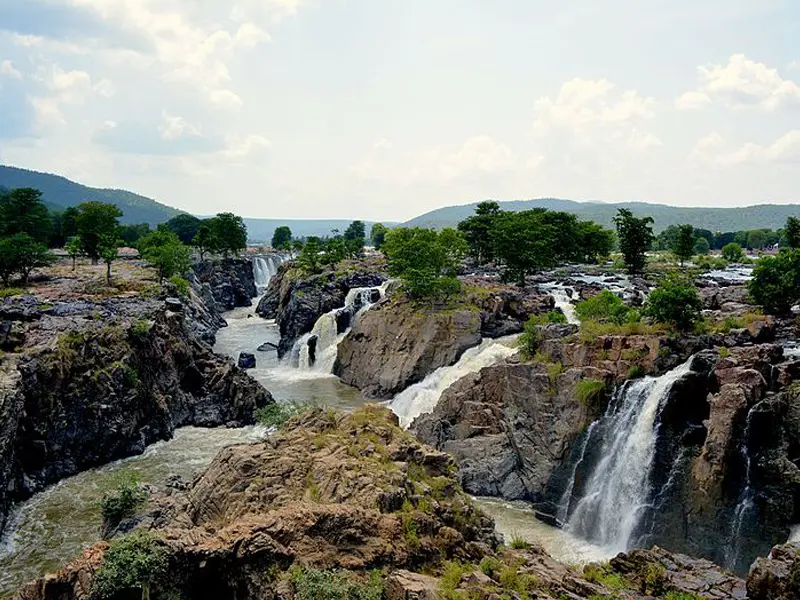 Hogenakkal Waterfalls