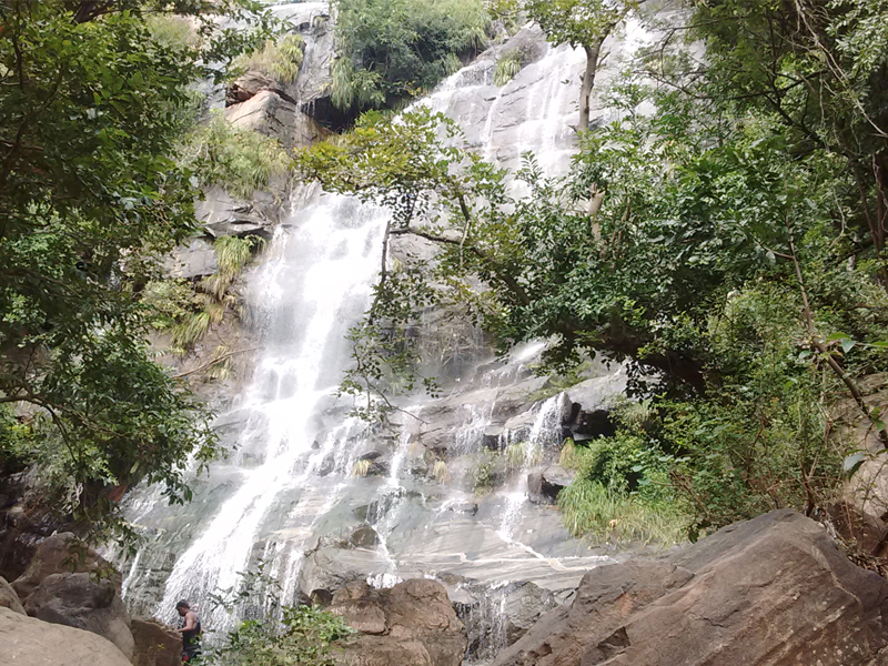 Kutladampatti Waterfalls