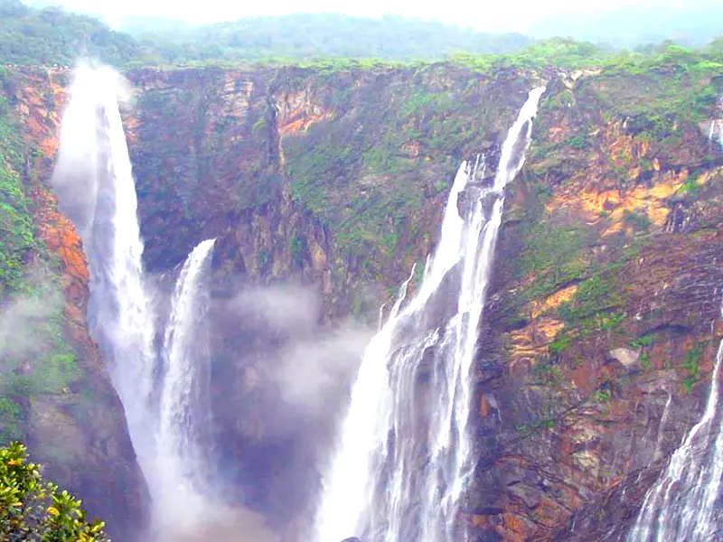 Thalaiyar Waterfalls