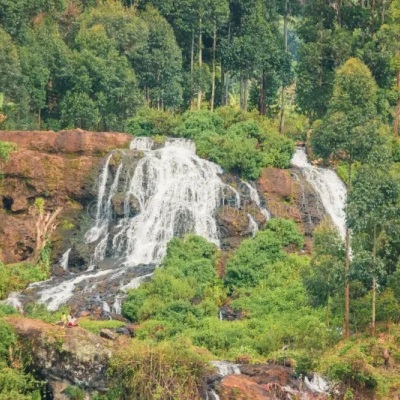 Uyilatti Waterfalls